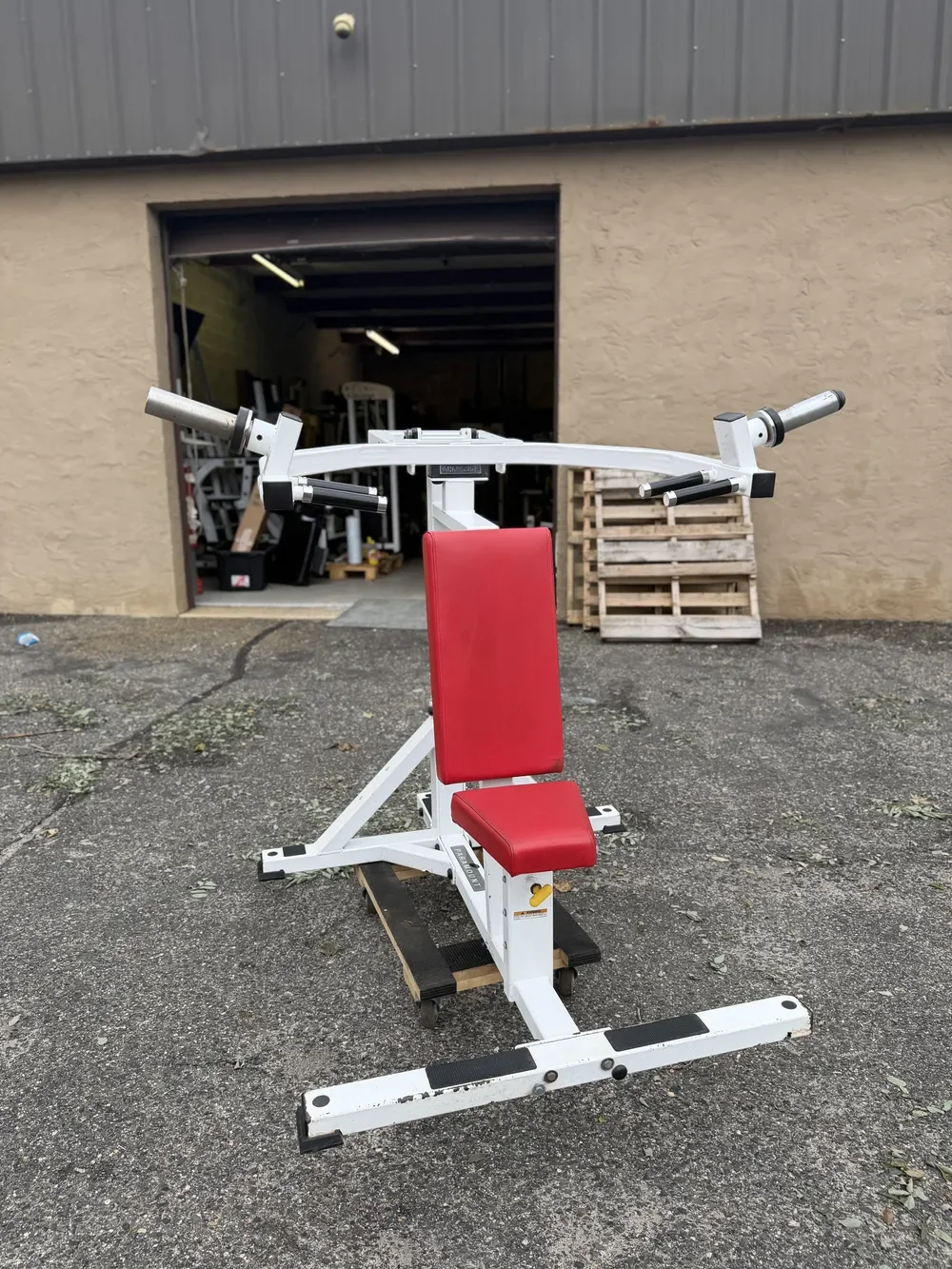 Paramount Plate Loaded Shoulder Press – photo 1