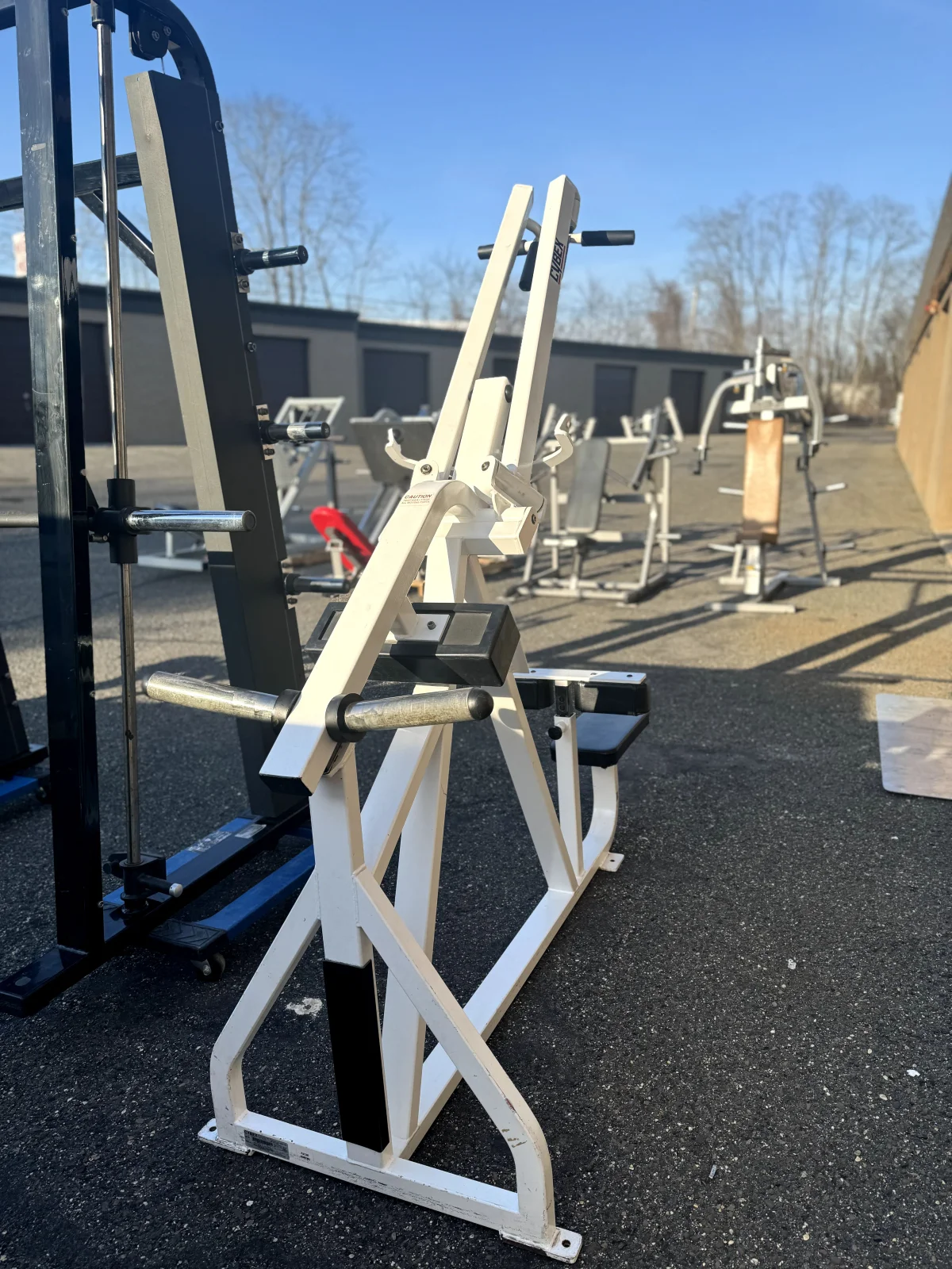 Cybex Plate Loaded Advanced Pulldown – photo 2