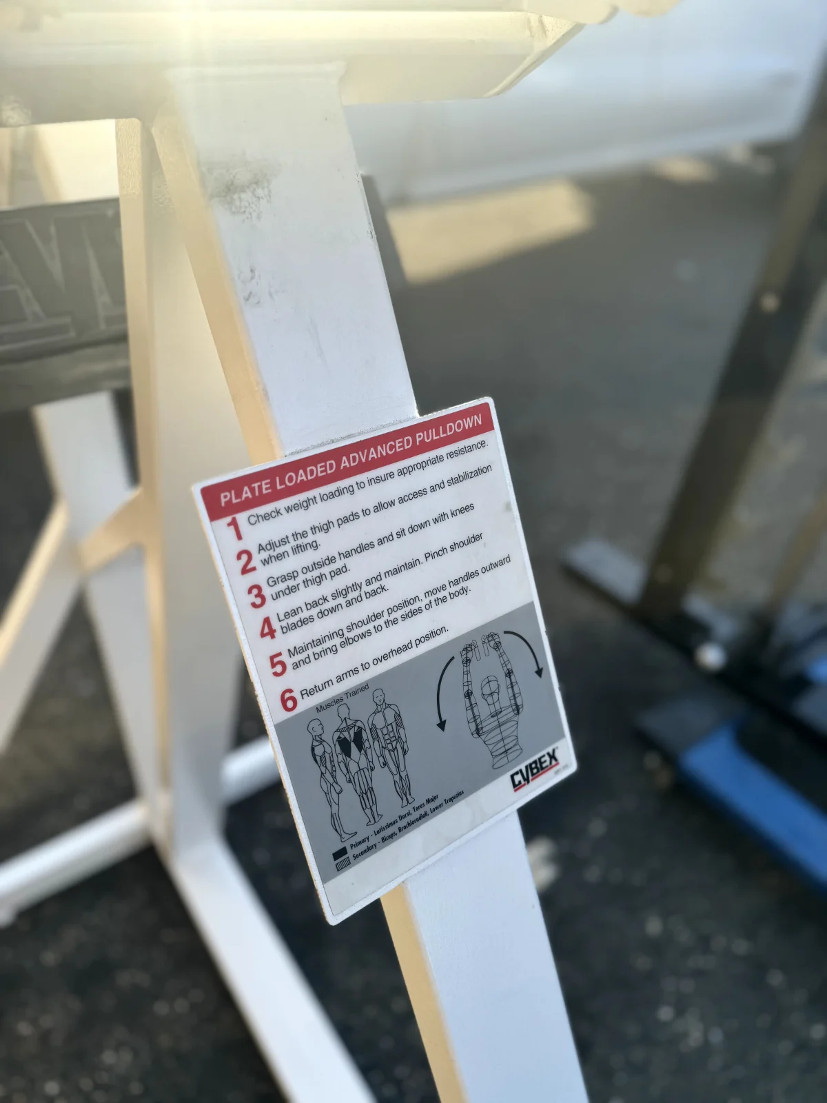 Cybex Plate Loaded Advanced Pulldown – photo 3