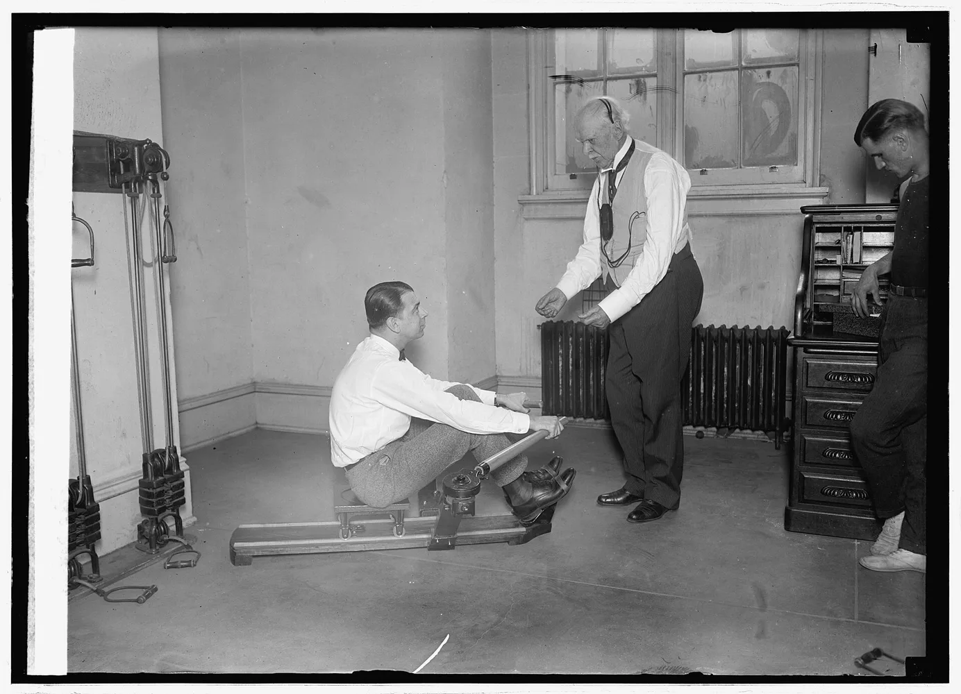 How to Identify an Authentic Antique Rowing Machine