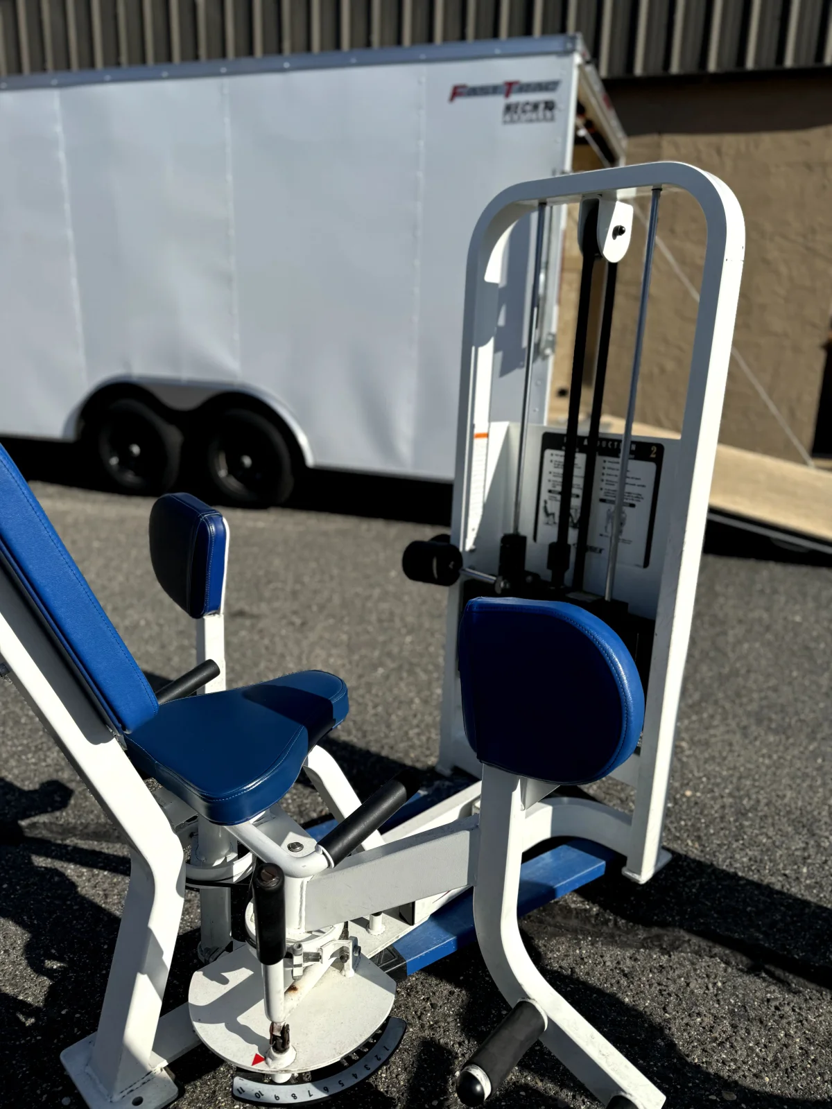Cybex VR2 Hip Abductor – photo 3
